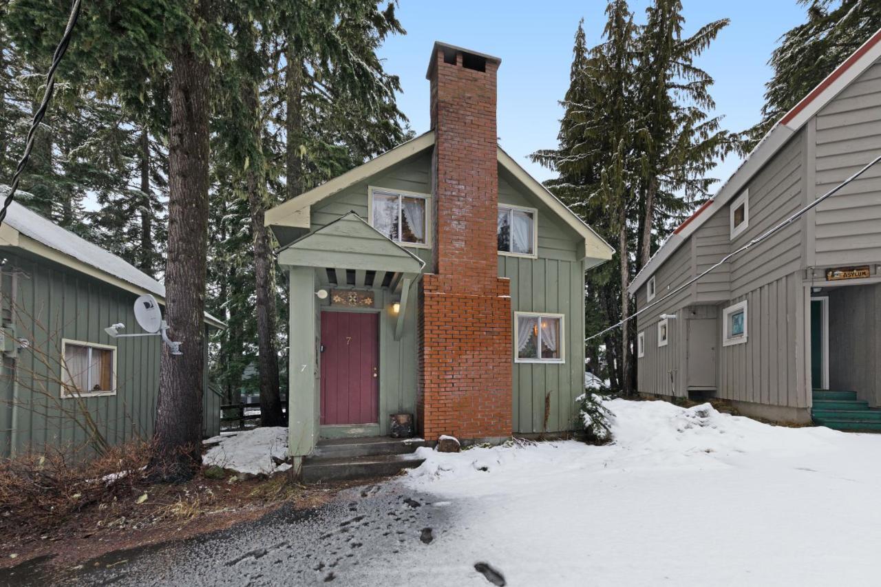 Cozy Cabin In Government Camp Exterior photo